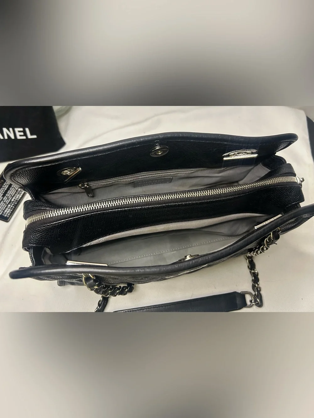 CHANEL CC Medium Shopper Tote Shoulder Bag Caviar Quilted Leather Black